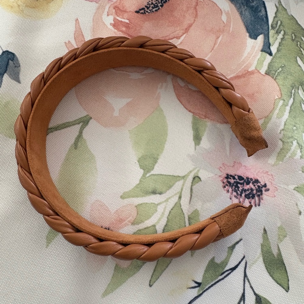 LOFT Tan Braided Hair Accessory